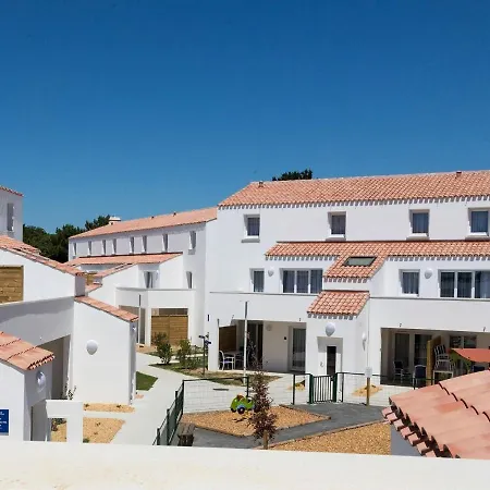 Beautiful House With Dishwasher, On A Special Peninsula *