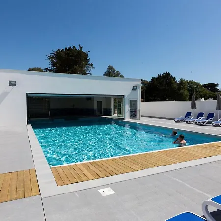 Beautiful House With Dishwasher, On A Special Peninsula Apartment